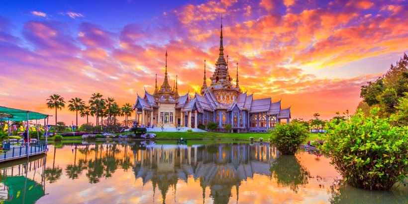 Landmark_Wat_Thai_sunset_temple_shutterstock_LEAD