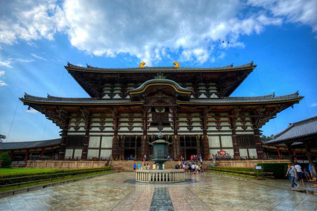 Chùa Todaiji là một ngôi chùa Phật giáo nằm ở thành phố Nara, Nhật Bản. Được UNESCO công nhận là “Quần thể đài tưởng niệm mang tính lịch sử của thời Nara.”