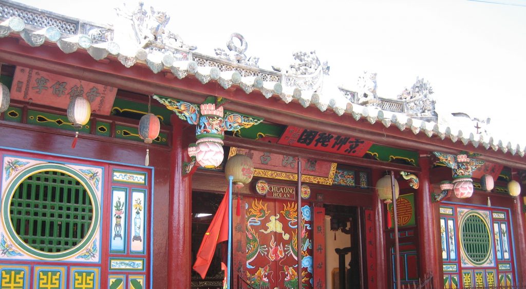 Và là ngôi chùa điển hình của kiến trúc đền miếu của người Minh Hương ở Hội An - Ảnh: Sưu tầm